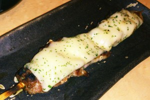 ジャンボ豚バラ串(チーズ)